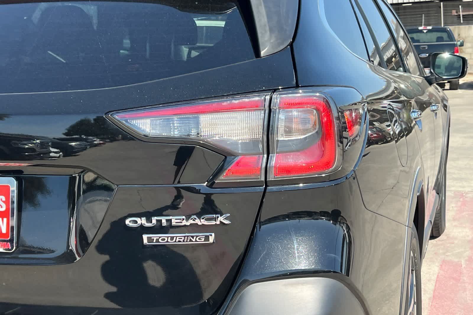 Used 2021 Subaru Outback Touring w/ Popular Package #2 AWD/4WD image 13