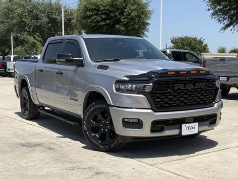 Used 2025 RAM 1500 Lone Star RWD image 2