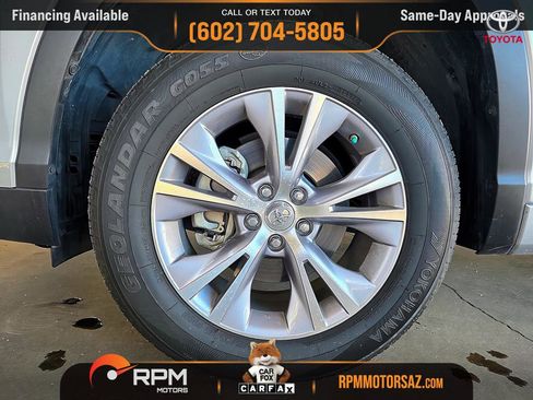 Used 2015 Toyota Highlander XLE image 33