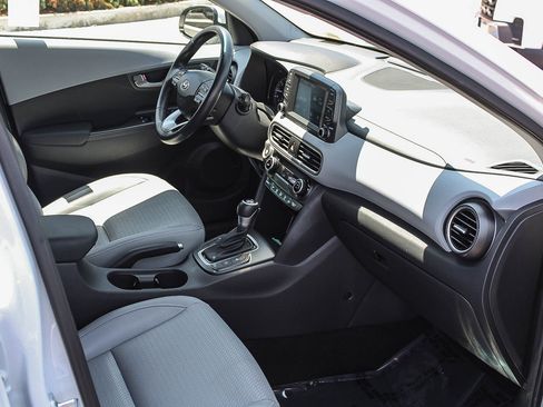 Used 2019 Hyundai Kona Limited FWD image 18