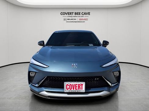 Used 2024 Buick Envista Sport Touring w/ Convenience I Package image 2