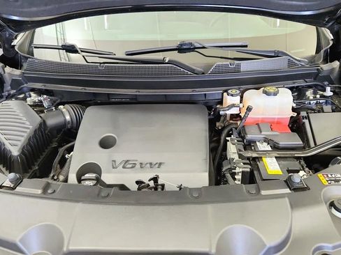 Used 2023 Chevrolet Traverse LT AWD/4WD image 40