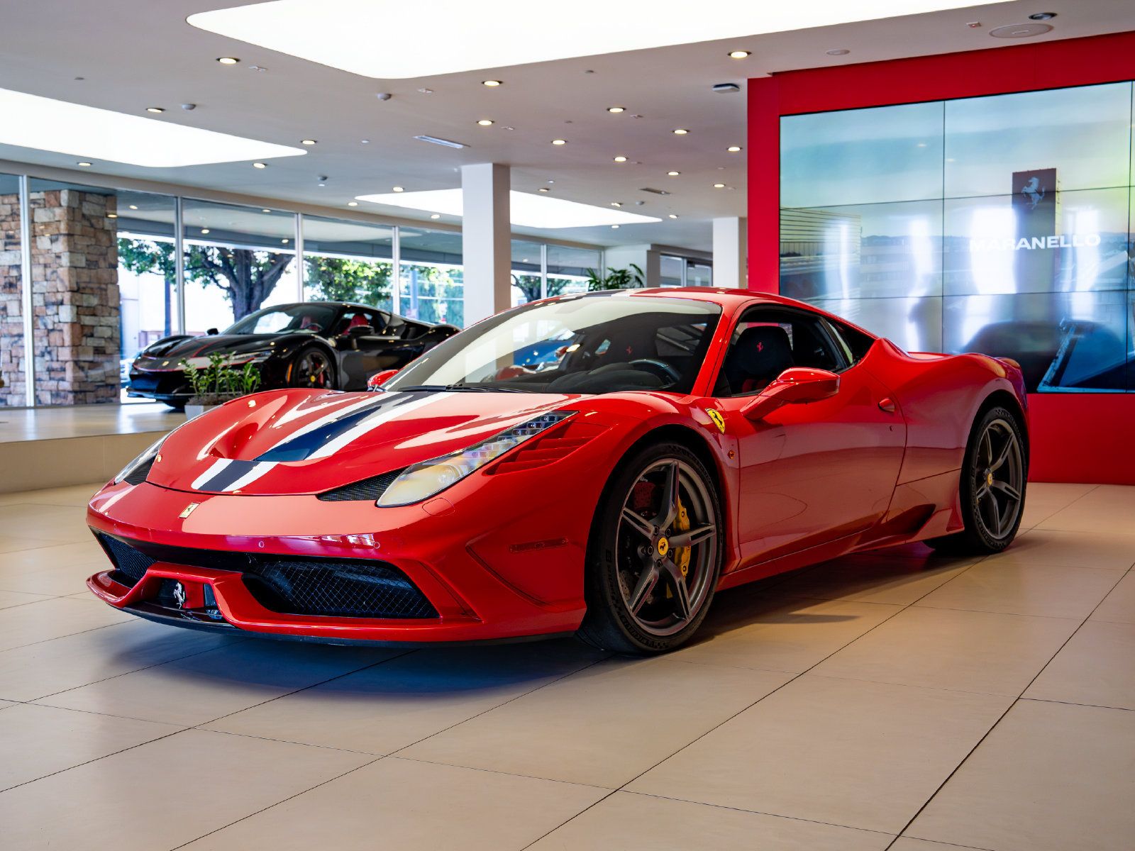 Used 2015 Ferrari 458 Speciale Coupe RWD image 3