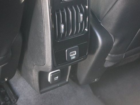 Used 2024 Jeep Compass Limited image 24