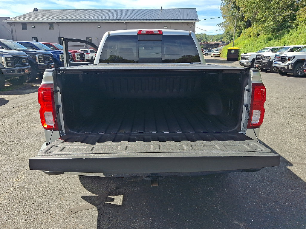 Used 2018 Chevrolet Silverado 1500 LTZ w/ LTZ Plus Package AWD/4WD image 29