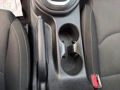 Used 2023 Kia Forte LXS image 31