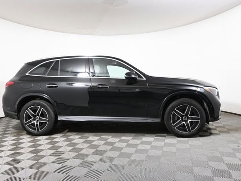 Used 2026 Mercedes-Benz GLC 300 4MATIC image 8