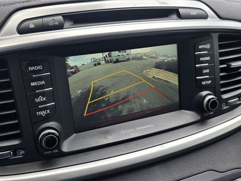 Used 2017 Kia Sorento FWD w/ LX Convenience Package image 20