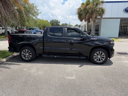 Used 2019 Chevrolet Silverado 1500 RST AWD/4WD image 2