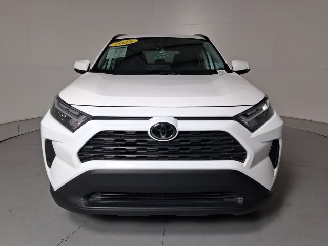 Used 2025 Toyota RAV4 XLE FWD image 8