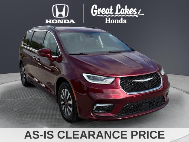 Used 2021 Chrysler Pacifica Touring-L FWD image 1