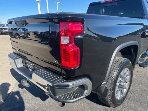 Used 2024 Chevrolet Silverado 3500 LT w/ All Star Edition image 38