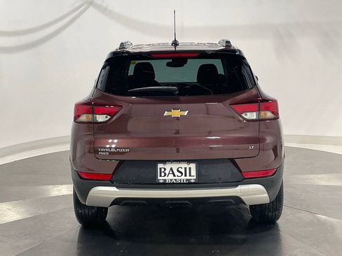 Used 2023 Chevrolet TrailBlazer LT w/ Convenience Package AWD/4WD image 12