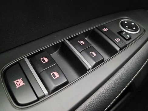 Used 2023 Kia Forte GT-Line image 27