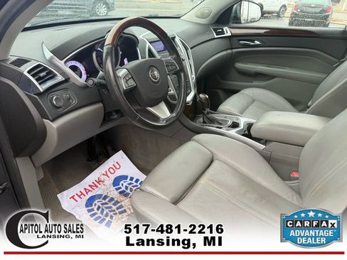 Used 2010 Cadillac SRX Luxury image 11