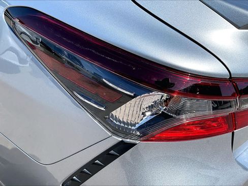 Used 2024 Toyota Camry SE FWD image 28
