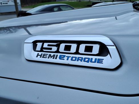 Certified 2022 RAM 1500 Big Horn AWD/4WD image 8