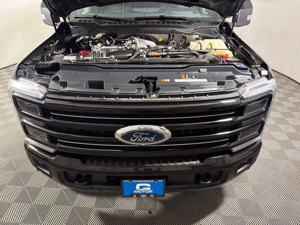 Used 2025 Ford F250 Platinum w/ Tremor Off-Road Package AWD/4WD image 24