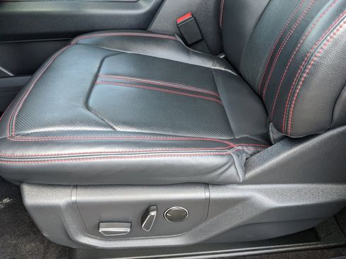 Certified 2023 Ford Expedition Limited image 23