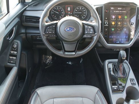 Used 2024 Subaru Crosstrek 2.5i Limited image 5