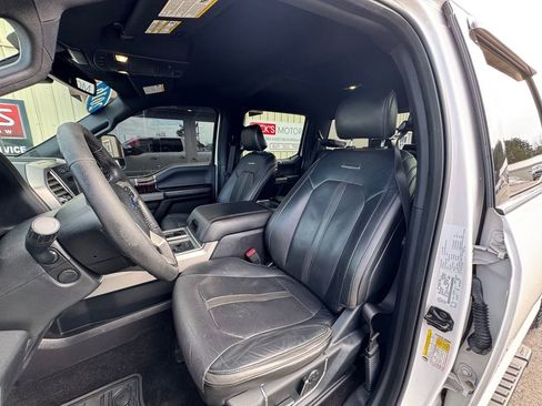 Used 2016 Ford F150 Platinum w/ Technology Package image 13