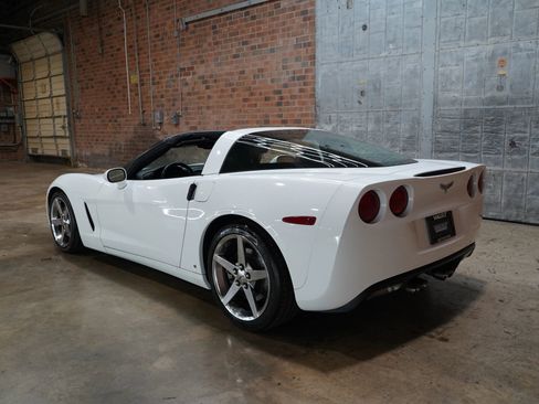 Used 2008 Chevrolet Corvette Coupe w/ Preferred Equipment Group RWD image 39