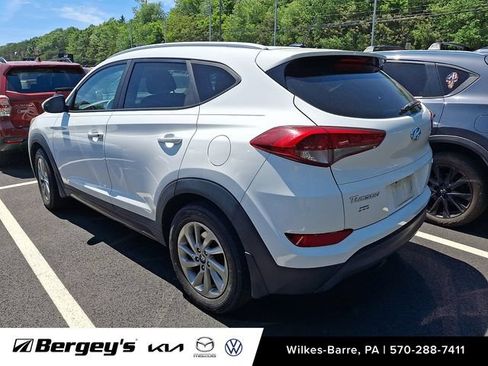Used 2016 Hyundai Tucson SE w/ Option Group 02 AWD/4WD image 8