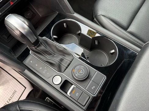 Used 2022 Volkswagen Atlas SE image 19