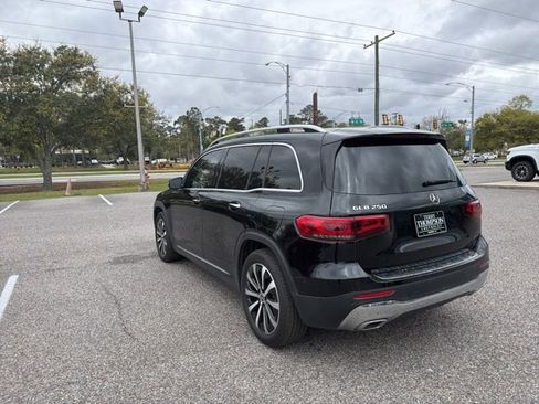 Used 2022 Mercedes-Benz GLB 250 GLB 250 image 7
