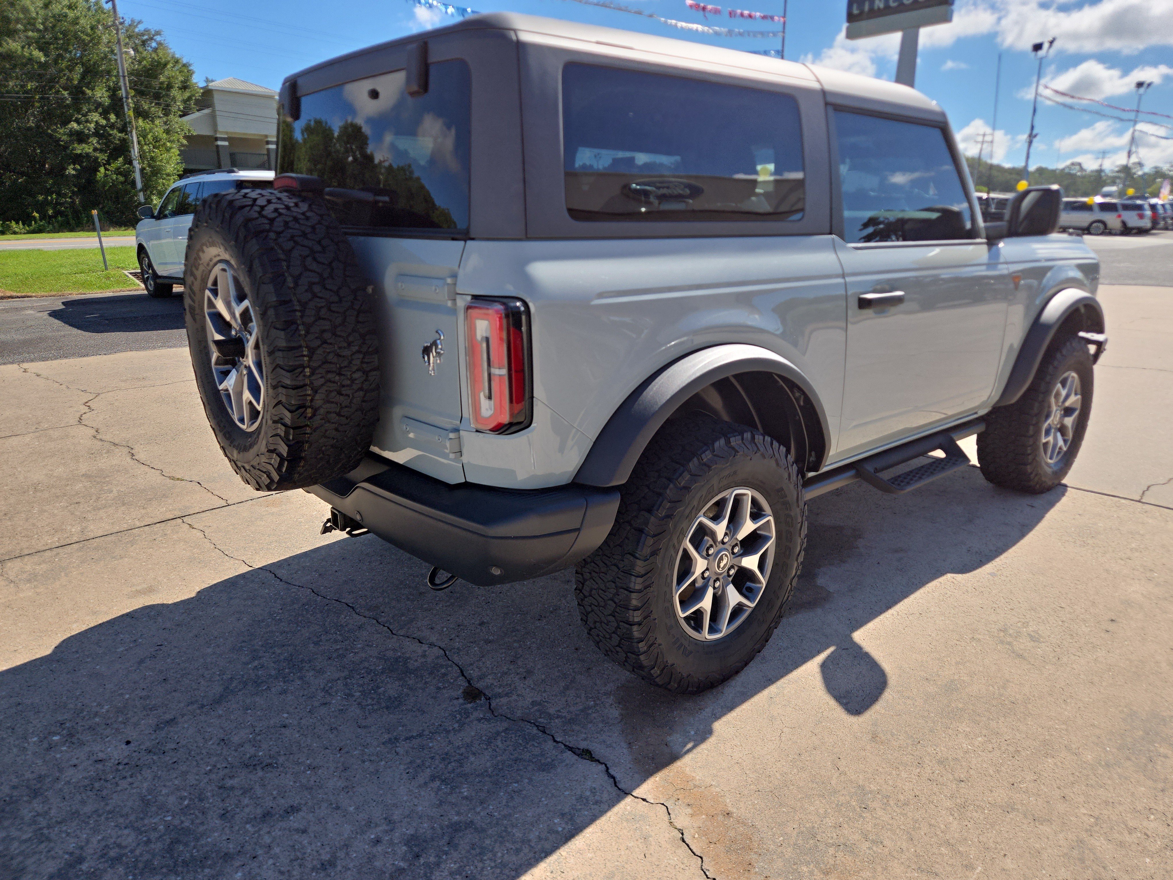 Used 2024 Ford Bronco Badlands AWD/4WD image 6