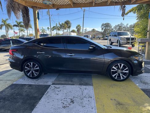 Used 2016 Nissan Maxima 3.5 SV image 4