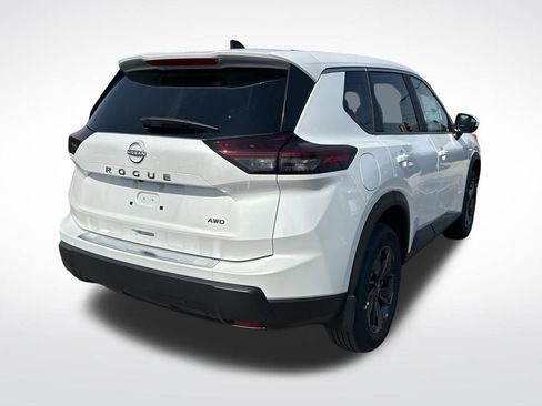 New 2026 Nissan Rogue SV image 5