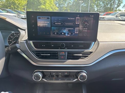New 2026 Nissan Altima 2.5 SR FWD image 11