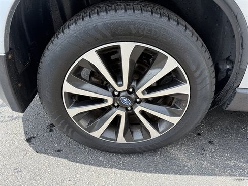 Used 2017 Subaru Forester 2.0XT Touring AWD/4WD image 31