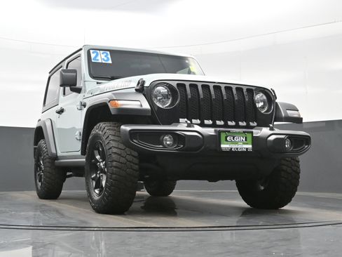 Used 2023 Jeep Wrangler Willys image 29