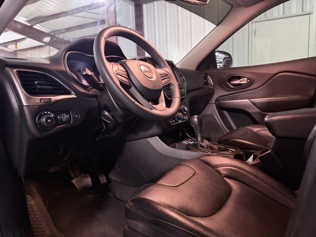 Used 2022 Jeep Cherokee Latitude Lux FWD image 9