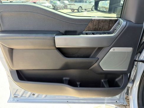 Used 2024 Ford F250 Lariat w/ Lariat Ultimate Package AWD/4WD image 23