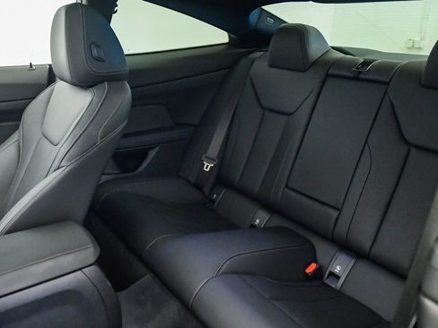 Used 2025 BMW M440i Coupe w/ Premium Package RWD image 26