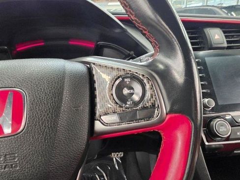 Used 2019 Honda Civic Type R image 18