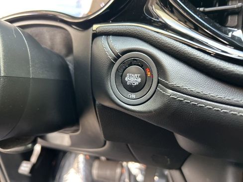 Certified 2022 Dodge Durango GT image 48