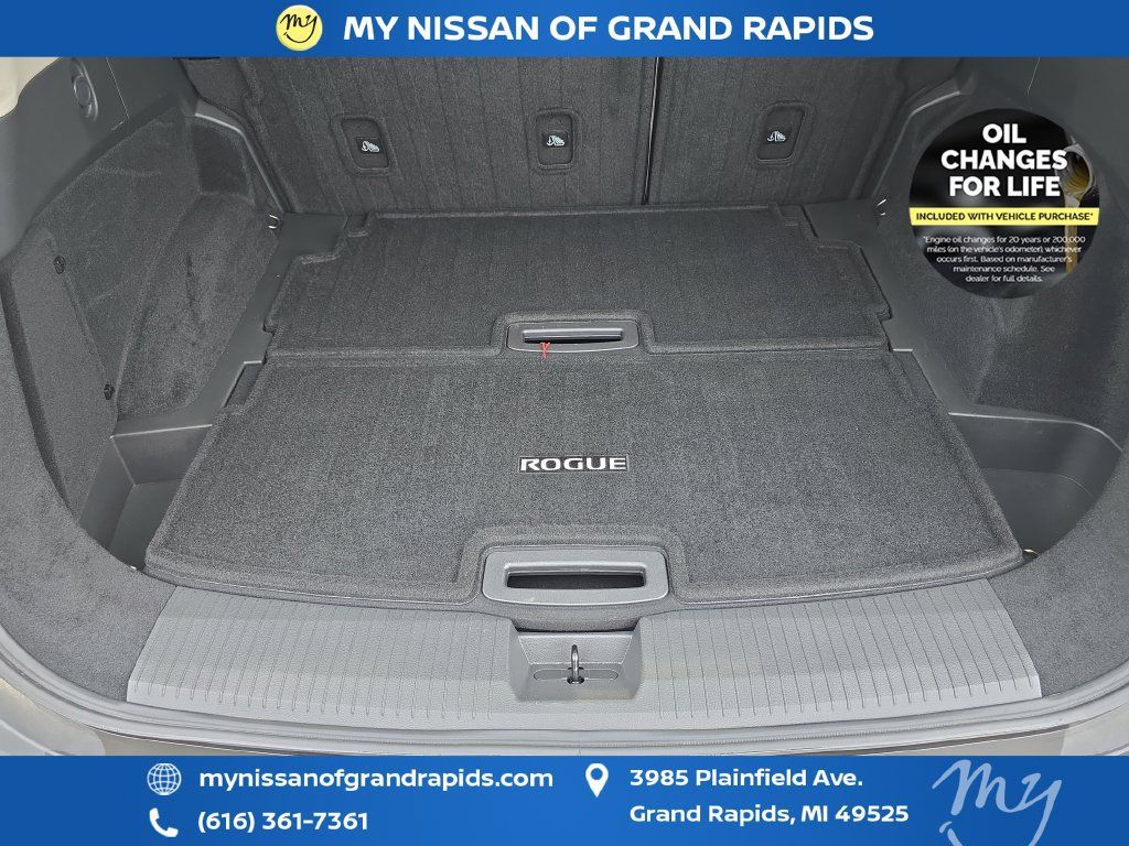 Used 2023 Nissan Rogue SL AWD/4WD image 27