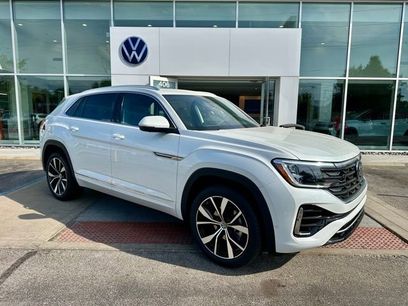 New 2026 Volkswagen Atlas Cross Sport SEL Premium R-Line