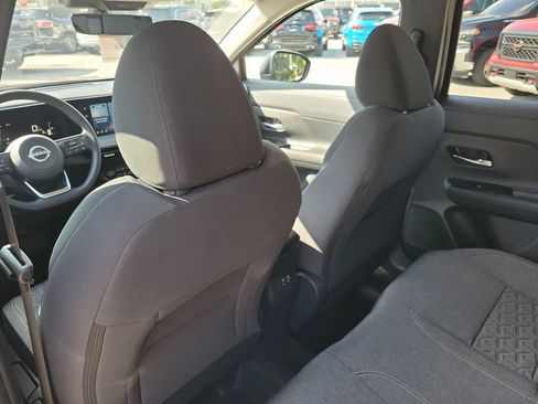 New 2026 Nissan Kicks SV FWD image 13