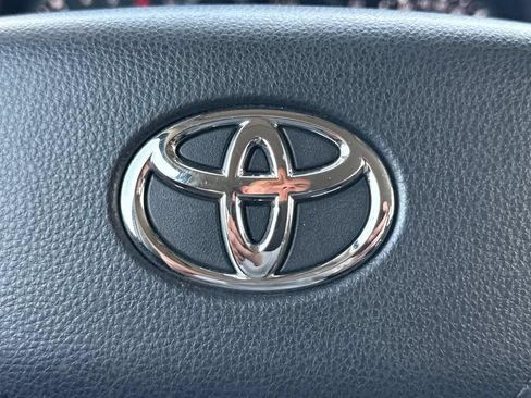 Used 2022 Toyota Tundra SR5 AWD/4WD image 26