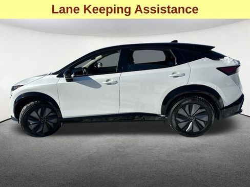 Used 2023 Nissan Ariya AWD image 6