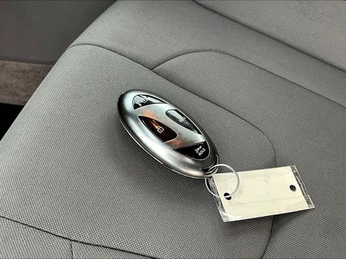 Used 2024 Hyundai Elantra Blue FWD image 37