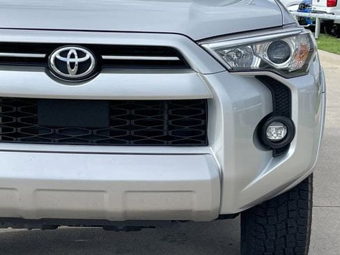 Used 2024 Toyota 4Runner TRD Off-Road Premium AWD/4WD image 7