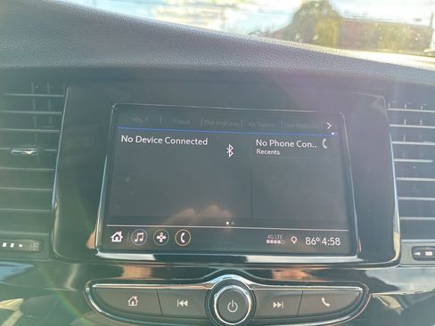 Certified 2022 Buick Encore Preferred w/ Safety Package image 26