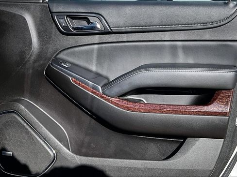 Used 2016 GMC Yukon SLT w/ Open Road Package image 23