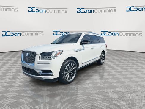 Used 2021 Lincoln Navigator Reserve w/ Luxury Package AWD/4WD image 4